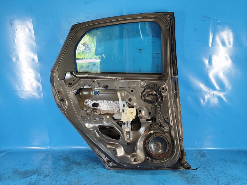 Door FORD FOCUS 10-18 2015 Left. Rear.