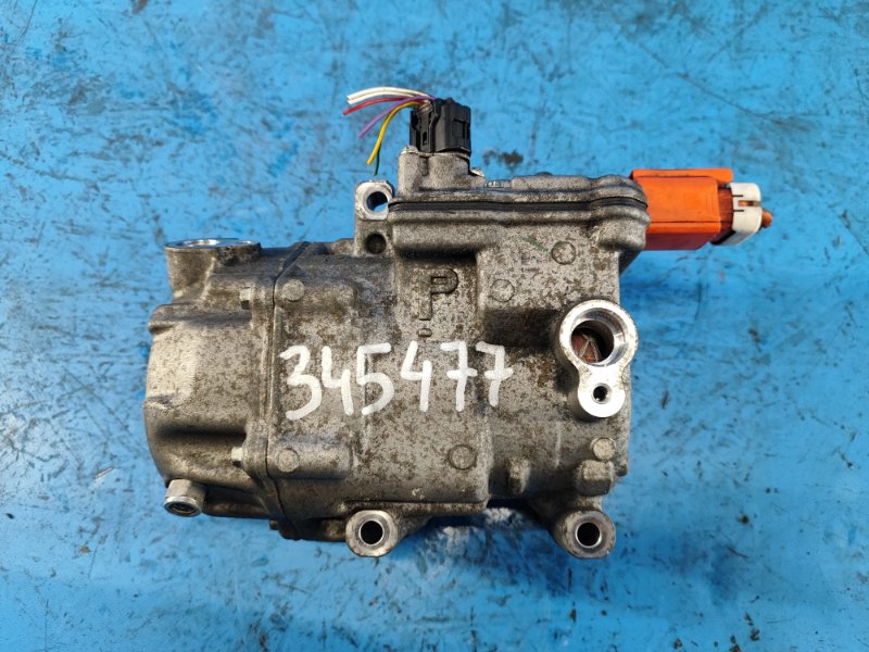 Air conditioning compressor for Toyota Prius Plus 11-14