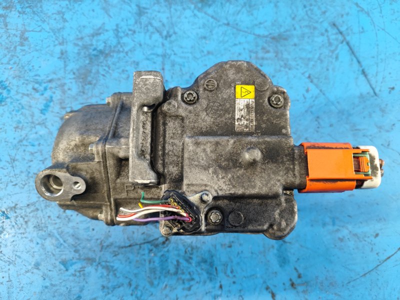 Air conditioning compressor for Toyota Prius Plus 11-14