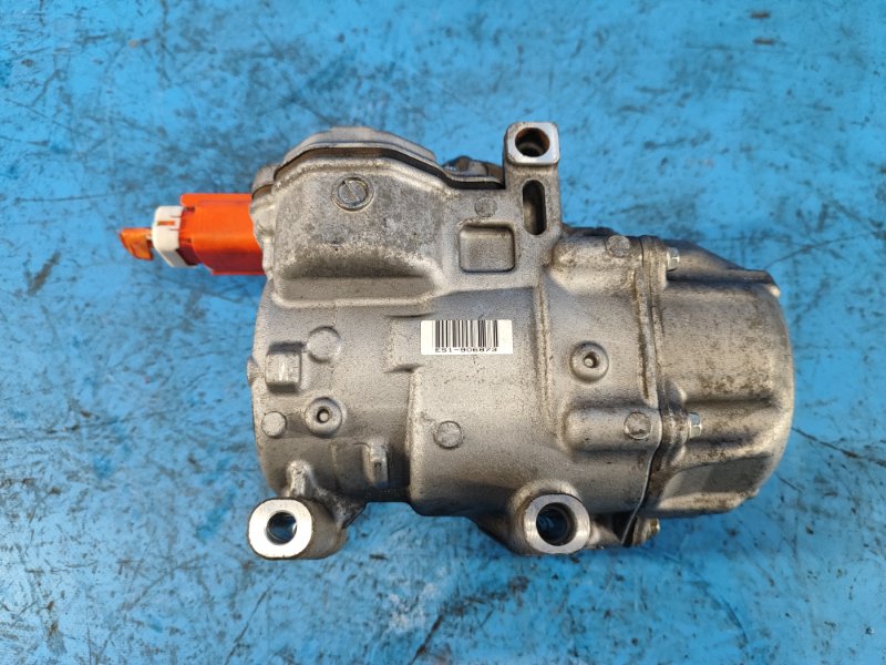 Air conditioning compressor for Toyota Prius Plus 11-14