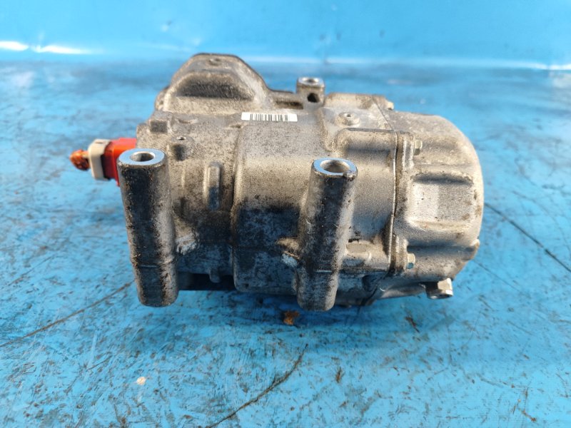 Air conditioning compressor for Toyota Prius Plus 11-14