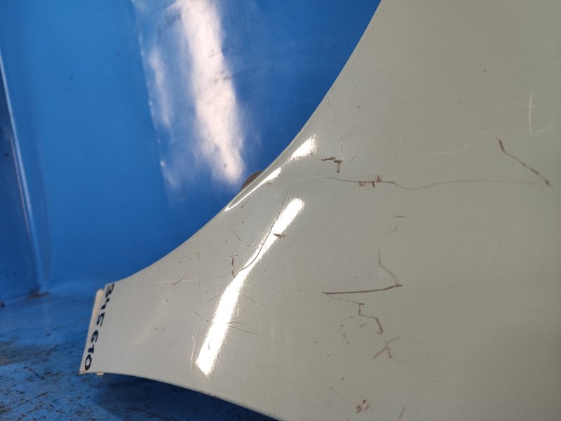 Front wing TOYOTA PRIUS - 30 09-17 Lev.