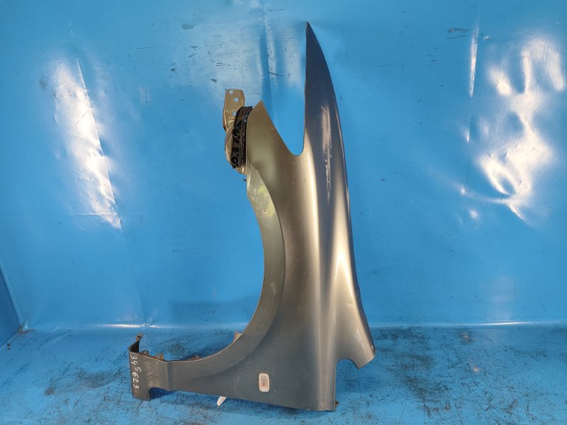Front wing HONDA CIVIC 4D 06-11 Left.