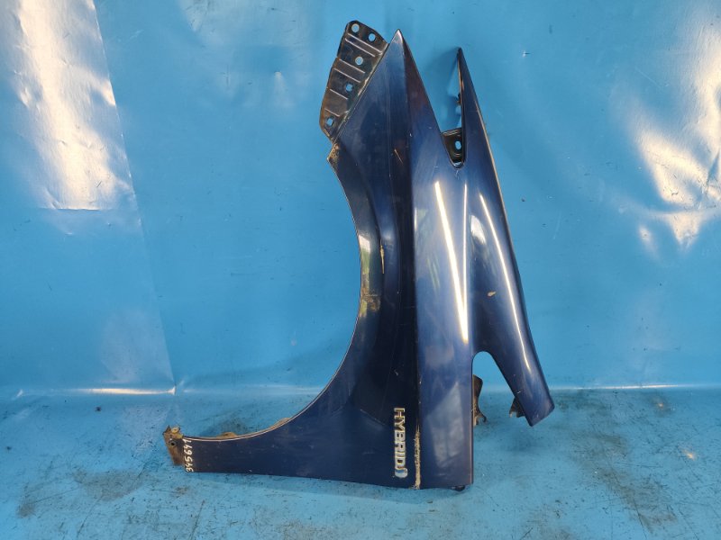 Front wing TOYOTA PRIUS - 30 09-17 Lev.