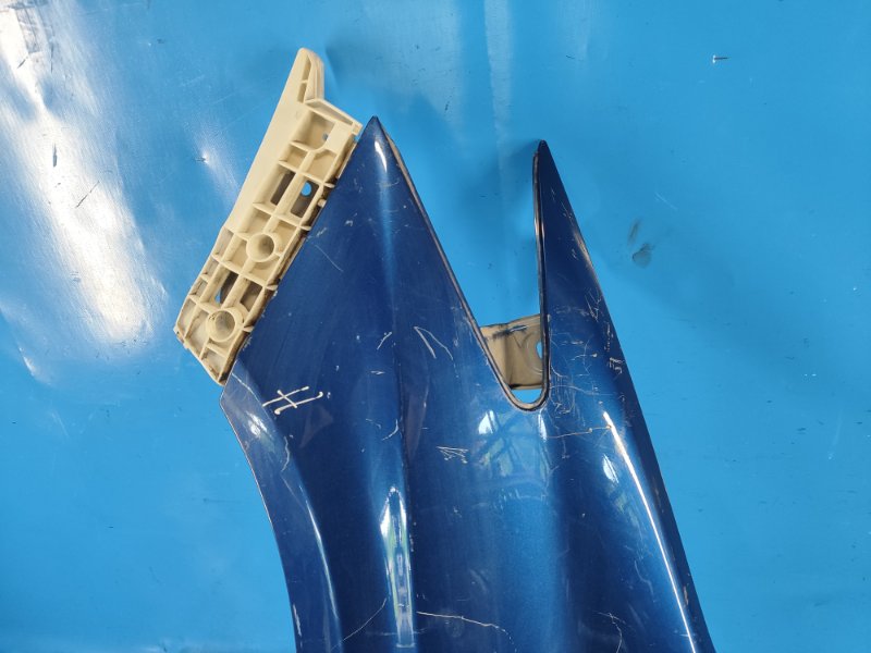Front wing TOYOTA PRIUS - 30 09-17 Lev.