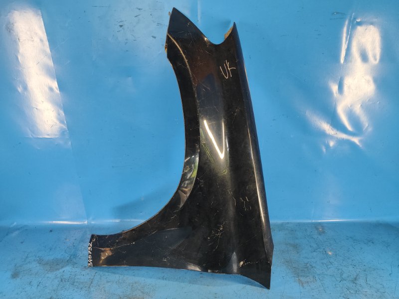 Front wing MERCEDES GL-CLASS X164 06-12 Left.