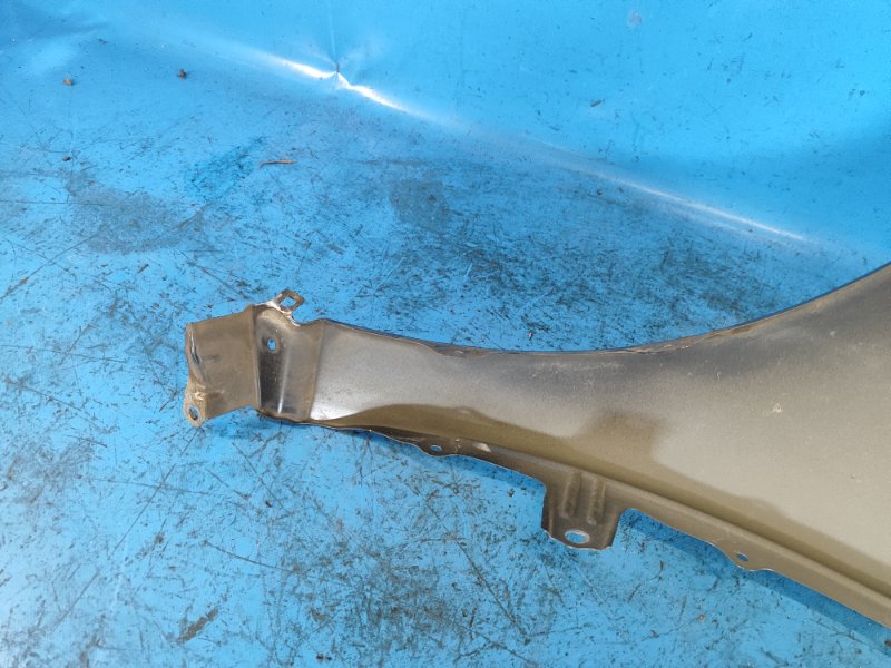 Front wing TOYOTA PRIUS - 30 09-17 Right.