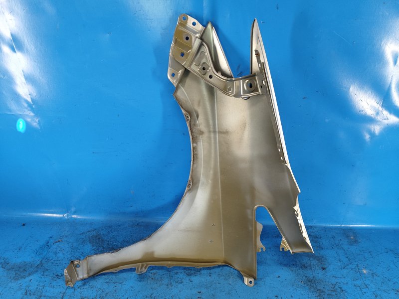 Front wing TOYOTA PRIUS - 30 09-17 Right.