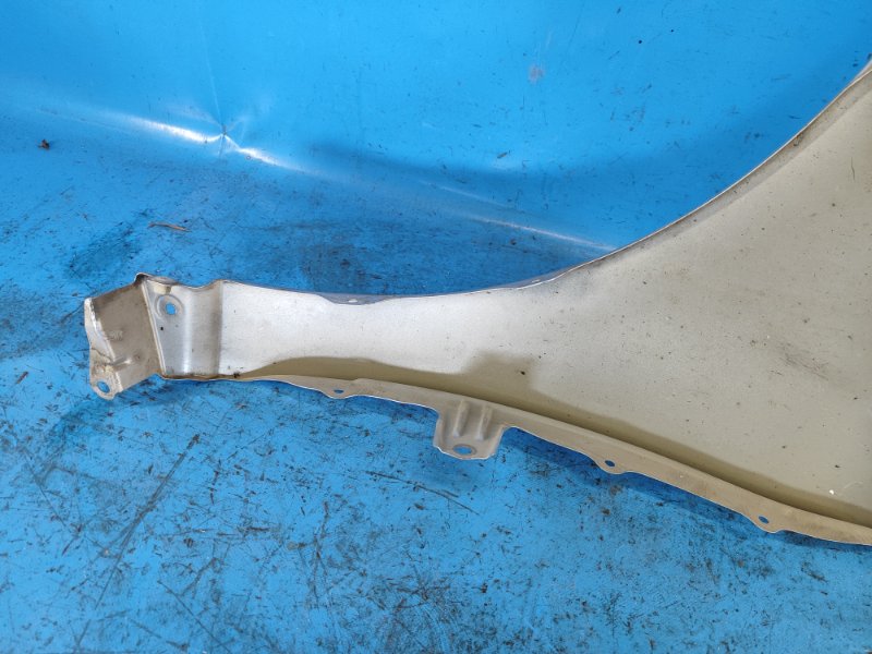 Front wing TOYOTA PRIUS - 30 09-17 Right.