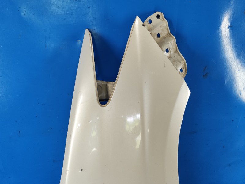 Front wing TOYOTA PRIUS - 30 09-17 Right.