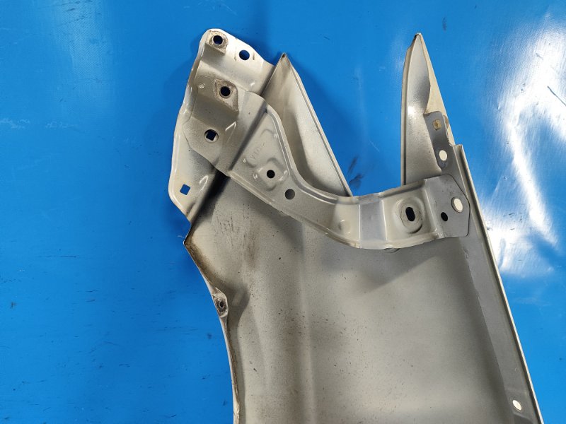 Front wing TOYOTA PRIUS - 30 09-17 Right.