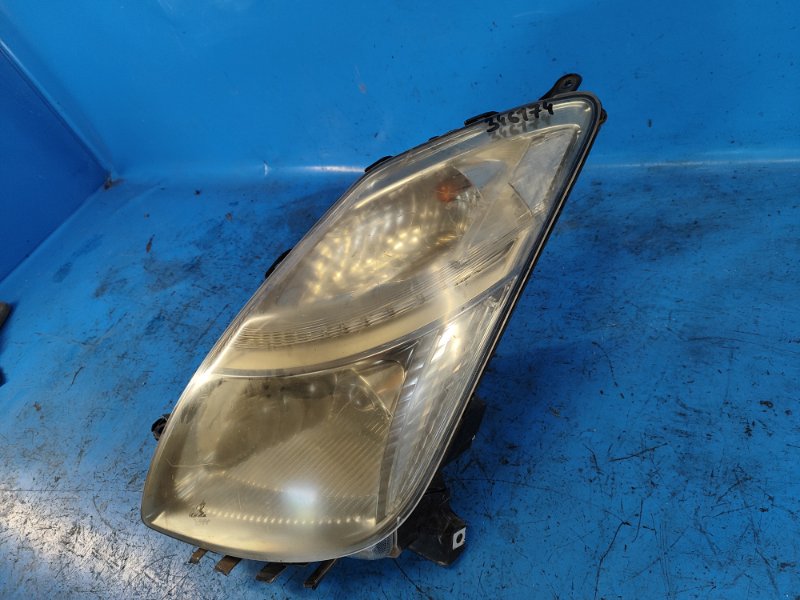 Headlight TOYOTA PRIUS - 20 03-11 Lev.