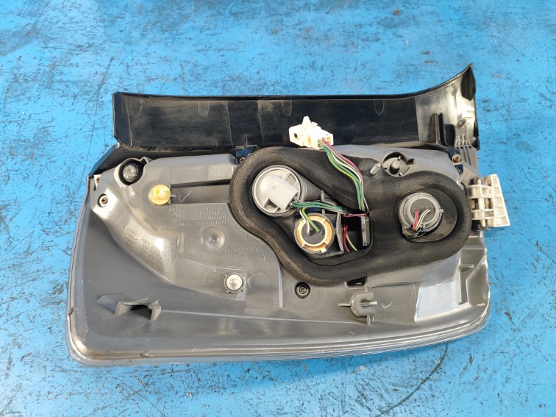 External lamp TOYOTA PRIUS - 30 09-17 Right.