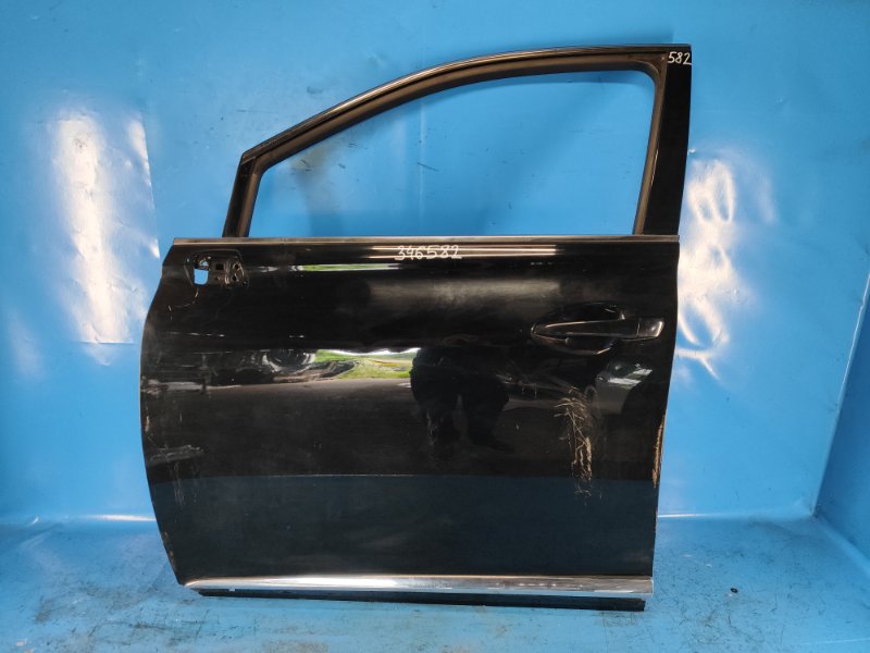 Door LEXUS RX350/450 09-15 Left. Front.