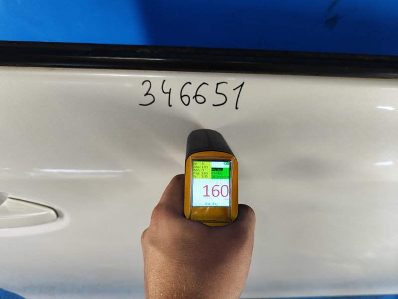 Door TOYOTA PRIUS PLUS 11-14 Right Front.