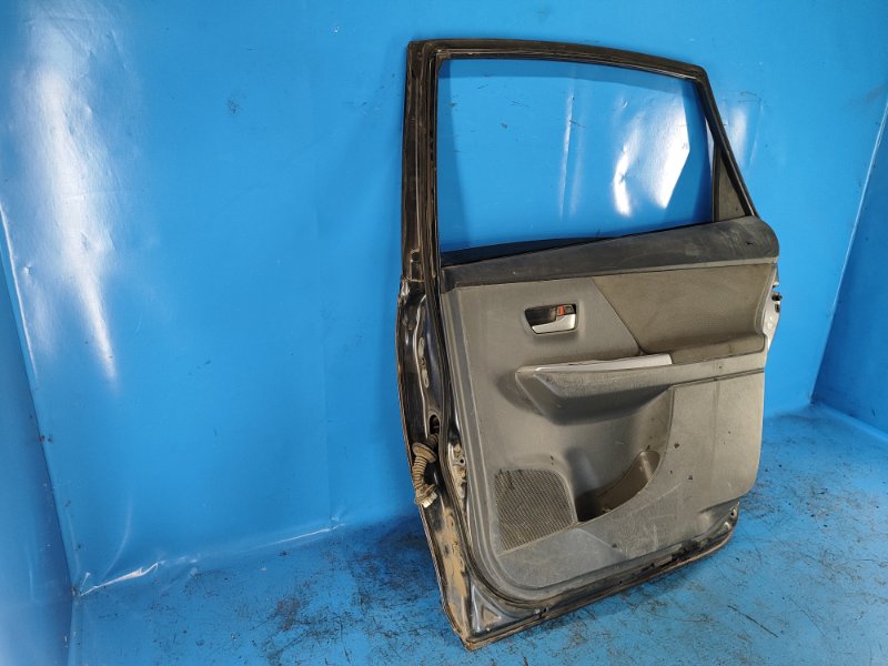 Door TOYOTA PRIUS PLUS 11-14 Right Rear