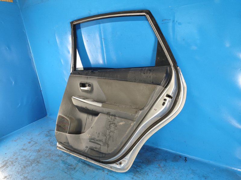 Door TOYOTA PRIUS PLUS 11-14 Right Rear