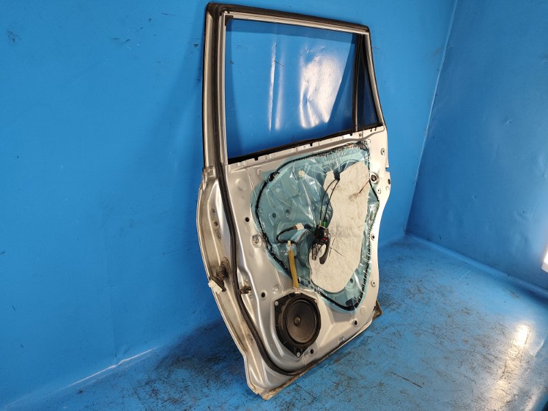 Door TOYOTA RAV4 05-12 Right Rear