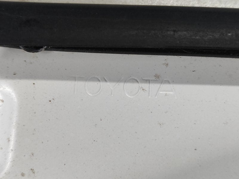 Hood Toyota Prius - 20 03-11