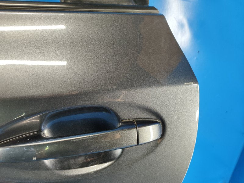 Door TOYOTA PRIUS PLUS 11-14 Left. Rear.
