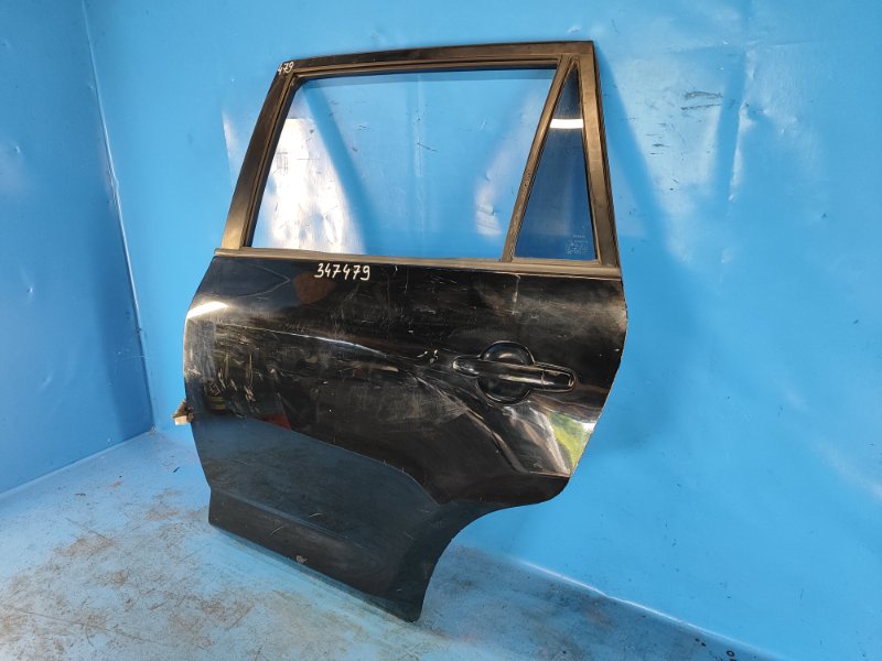 Door TOYOTA RAV4 05-12 Left. Rear.
