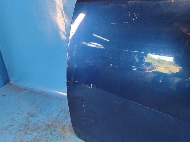 Door TOYOTA PRIUS PLUS 11-14 Left. Front.