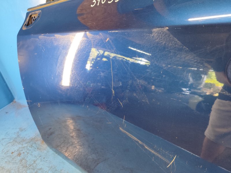 Door TOYOTA PRIUS PLUS 11-14 Left. Front.