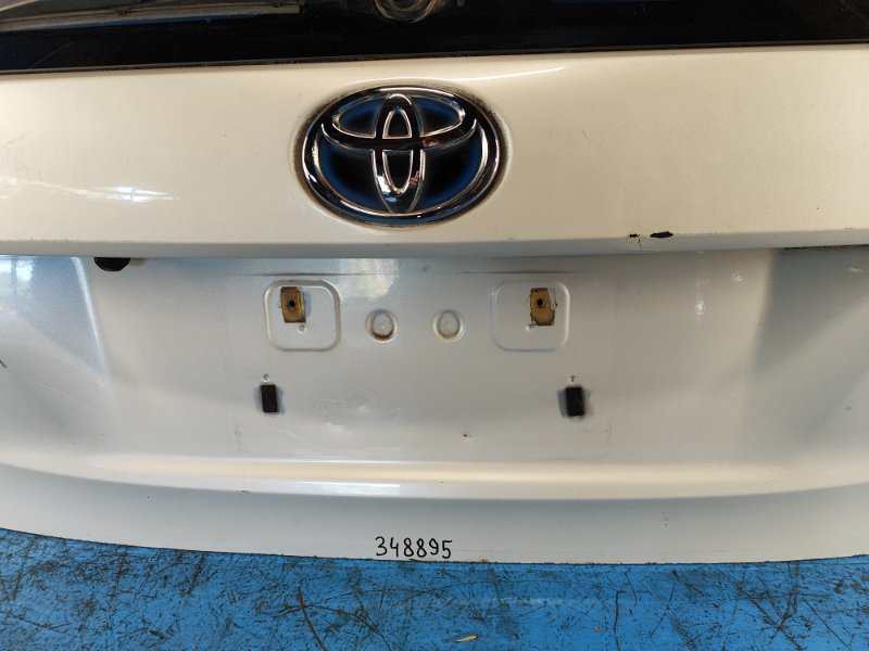 Trunk lid for Toyota Prius Plus 11-14
