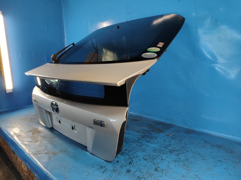 Trunk lid TOYOTA PRIUS 16-