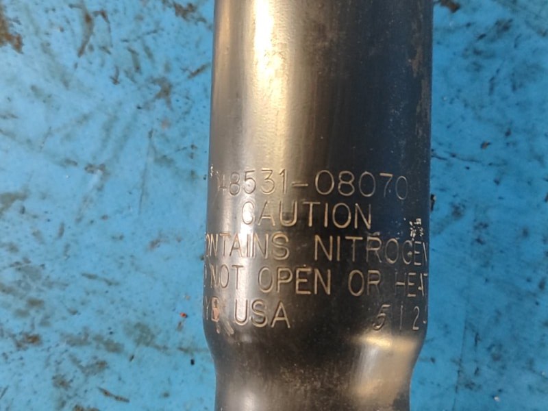 Shock absorber TOYOTA SIENNA 11-16 2015 Rear.