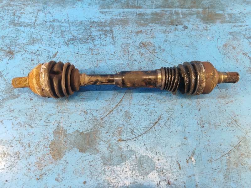 Front wheel drive VOLVO XC70 07-16 Left.