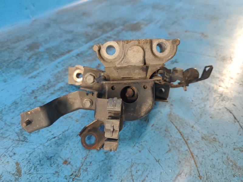 Engine Mount Lexus HS250H (ANF10) 09-12 2009
