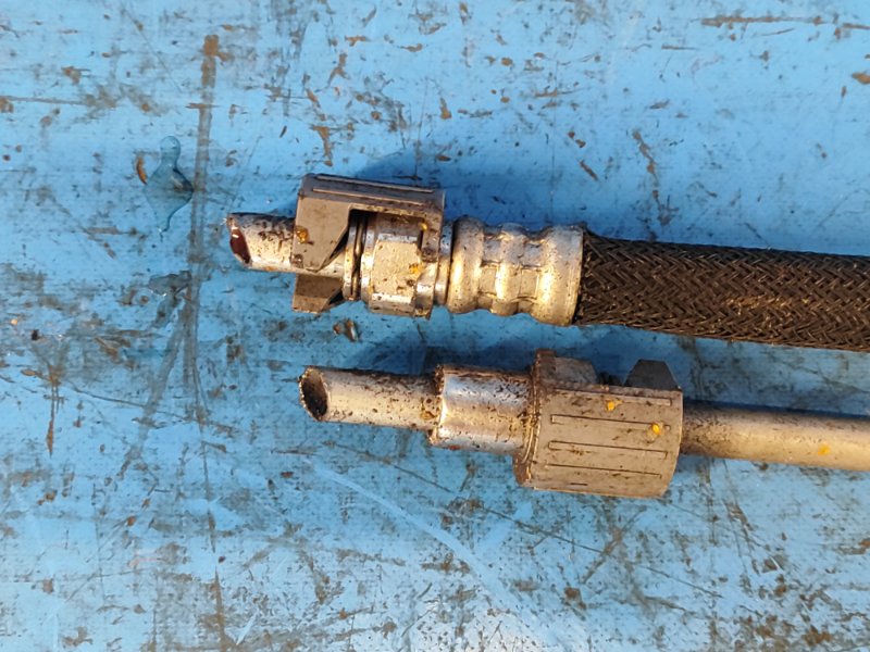 Automatic transmission pipe FORD MUSTANG 15-