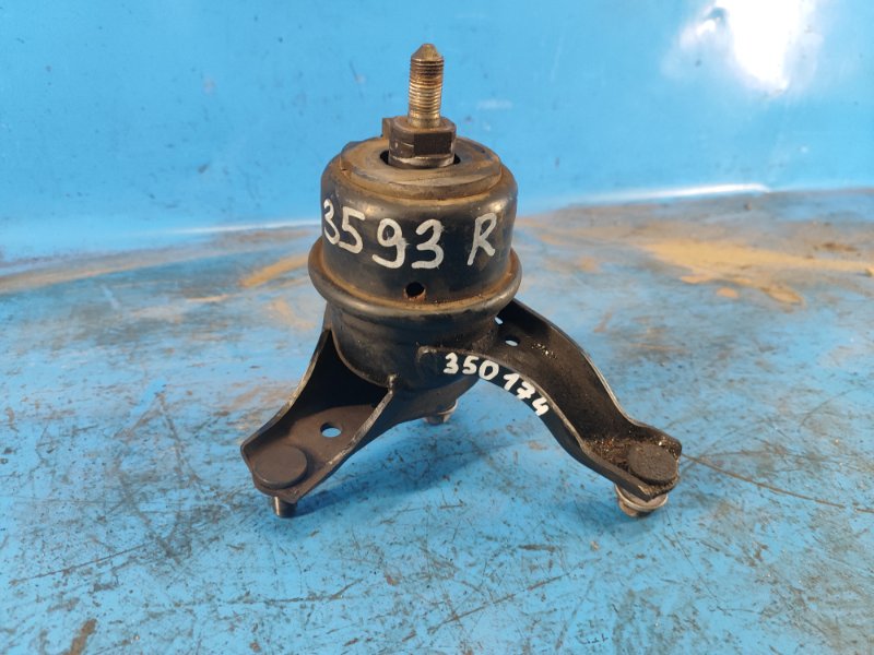 Engine mount TOYOTA CAMRY 40 06-11 2007 Right.