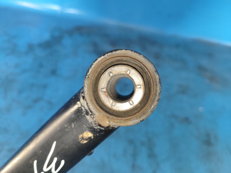 Front suspension lower arm FORD MUSTANG 15- Right.