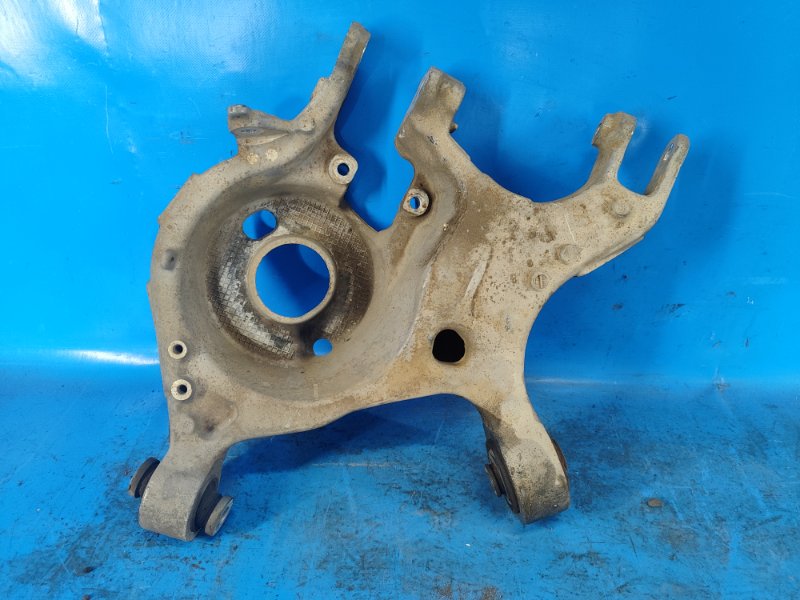 Rear suspension lower transverse arm FORD MUSTANG 15- Left.