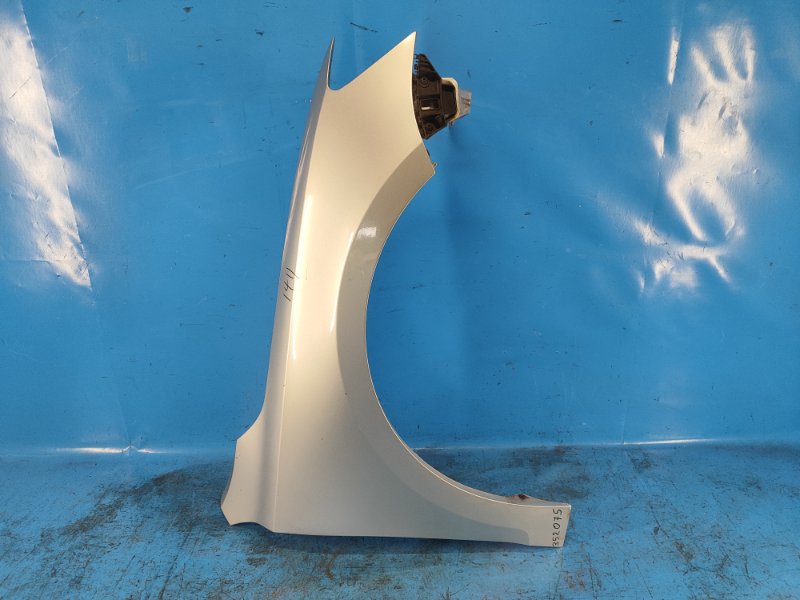 Front wing VOLKSWAGEN JETTA USA 10-17 Right.