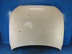 Hood of the Audi Q5 08-16