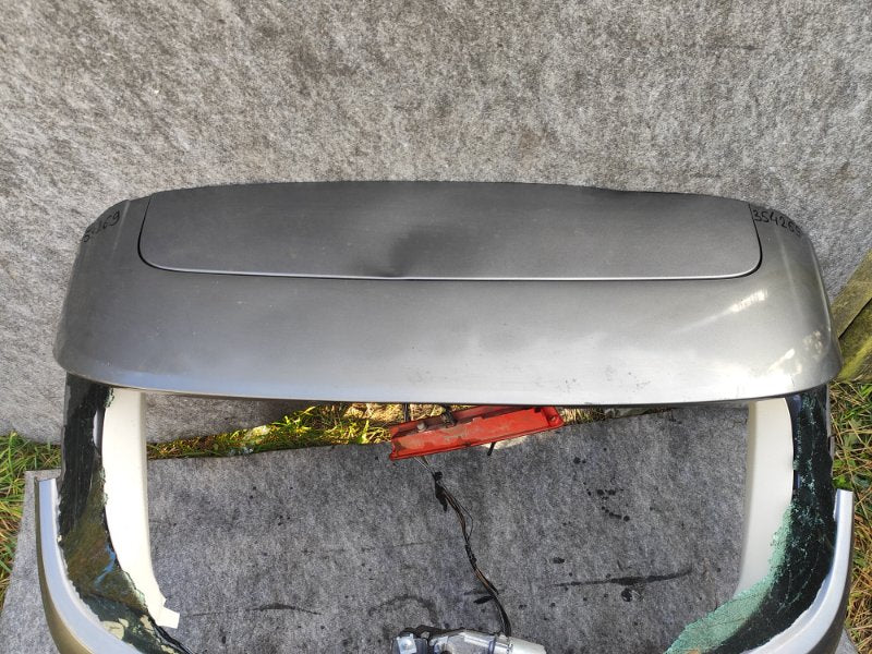 Ford Focus 10-18 trunk lid