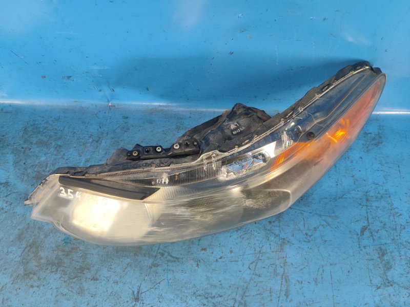 Headlight HONDA ACCORD CU8 / TSX 08-14 2009 Left.