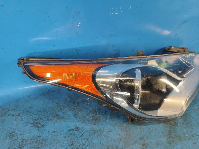 Headlight HYUNDAI VELOSTER 11-18 2012 Right