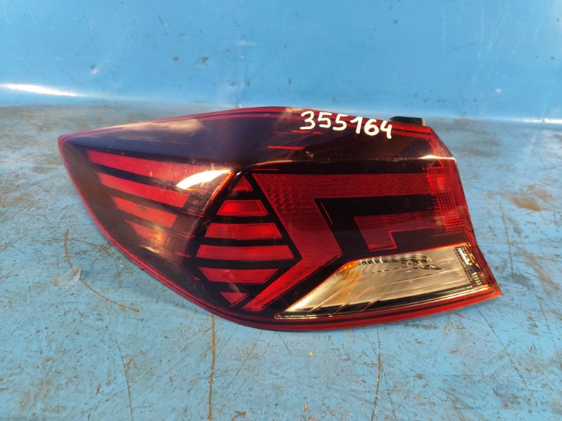 External lamp HYUNDAI ELANTRA AD 16- Left.