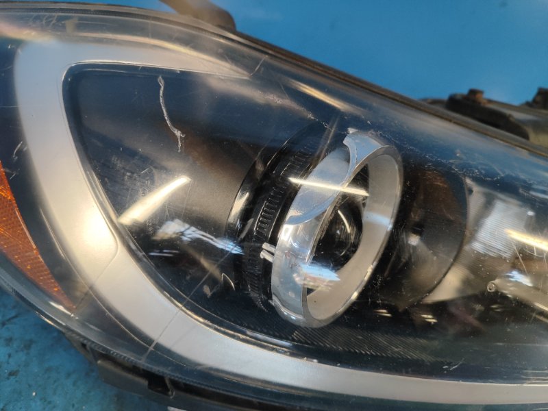 Headlight HYUNDAI ELANTRA AD 16- Right