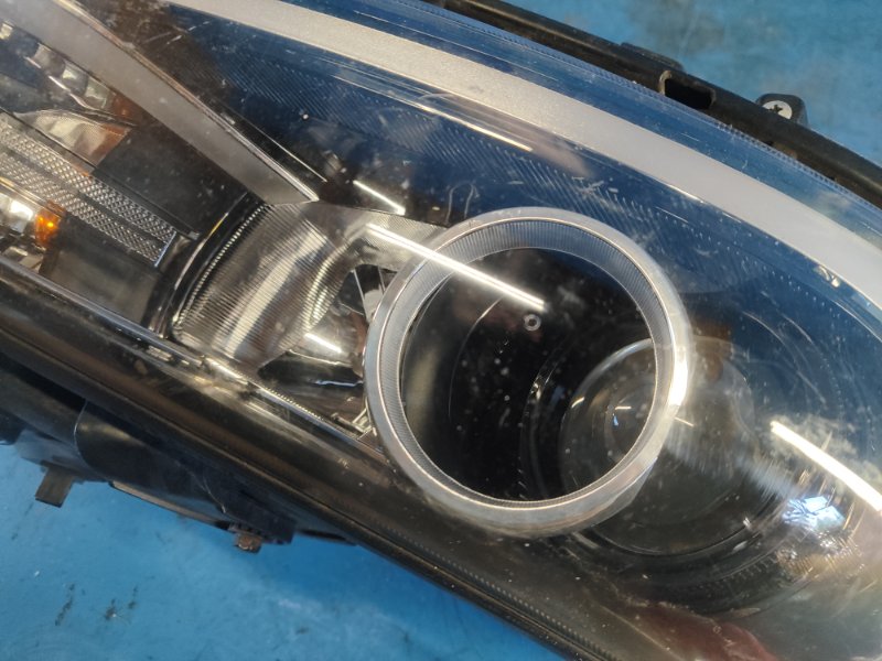 Headlight HYUNDAI ELANTRA AD 16- Right