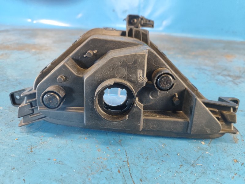 Fog light HYUNDAI ELANTRA AD 16- Left.