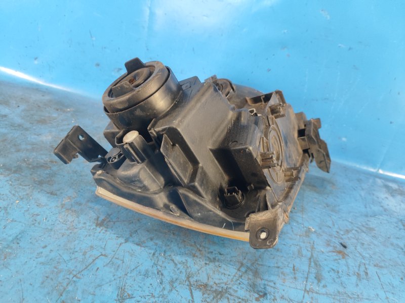 Headlight SUZUKI GRAND VITARA 05-15 Left.