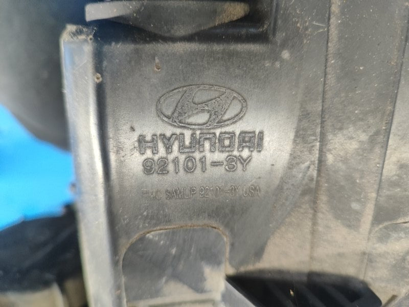 Headlight HYUNDAI ELANTRA MD 10-15 Lev.
