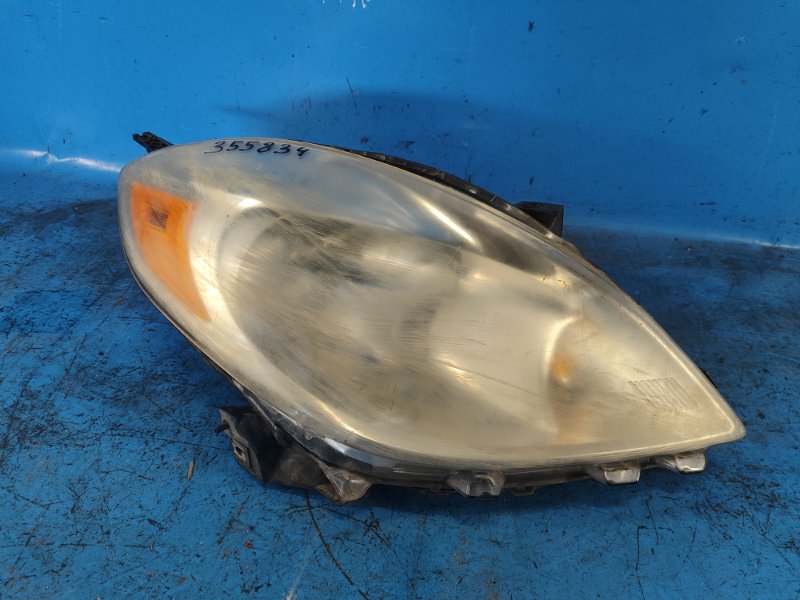 Headlight NISSAN VERSA B17 11-19 Right