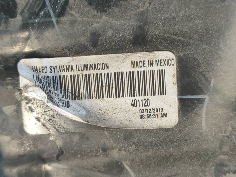 Headlight NISSAN VERSA B17 11-19 Right