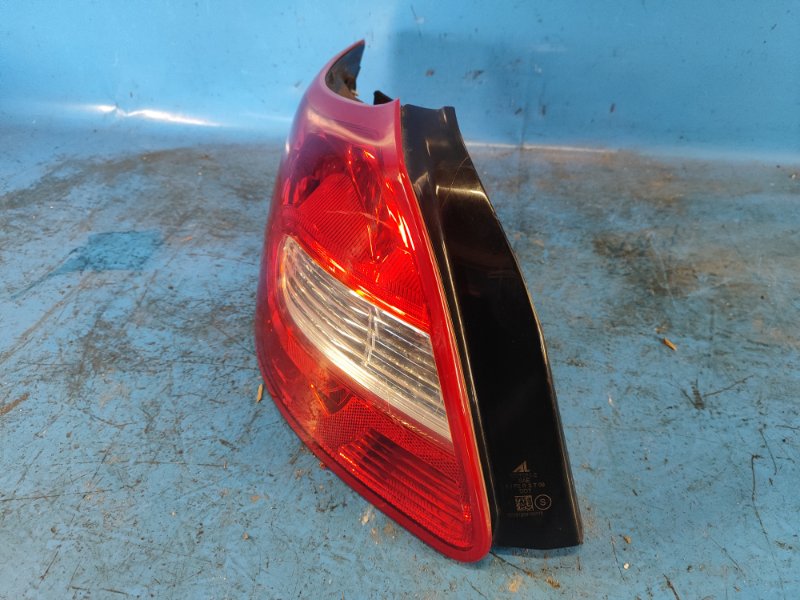 External light SUZUKI KIZASHI 09-14 2011 Left.